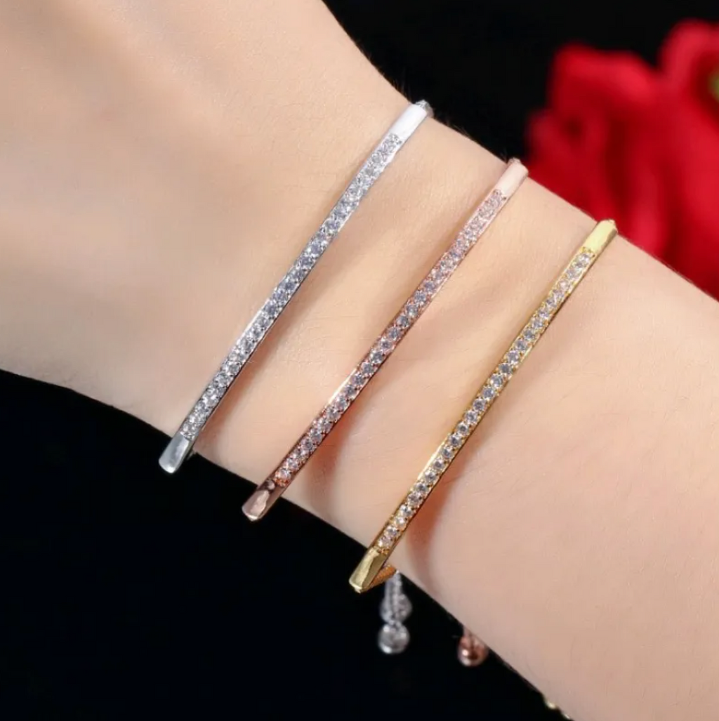 Zircon & Diamond Curved Bracelet