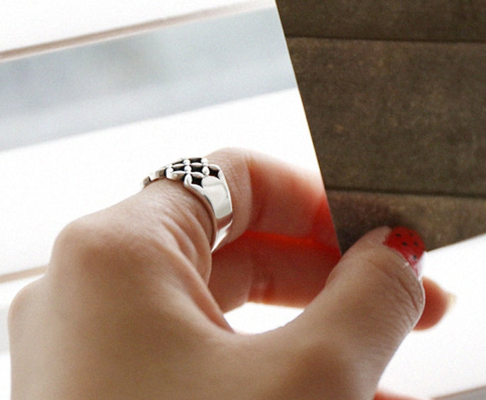 Vintage Hollow Ring for Women