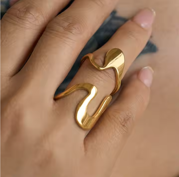 Gold-Plated Titanium Curve Ring
