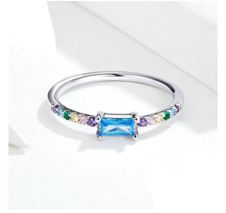 Stylish Minimalist Platinum-Plated Silver Ring