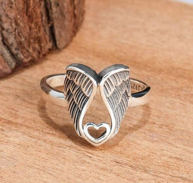Vintage Angel Wings Ring for Women - Heart Wedding Ring