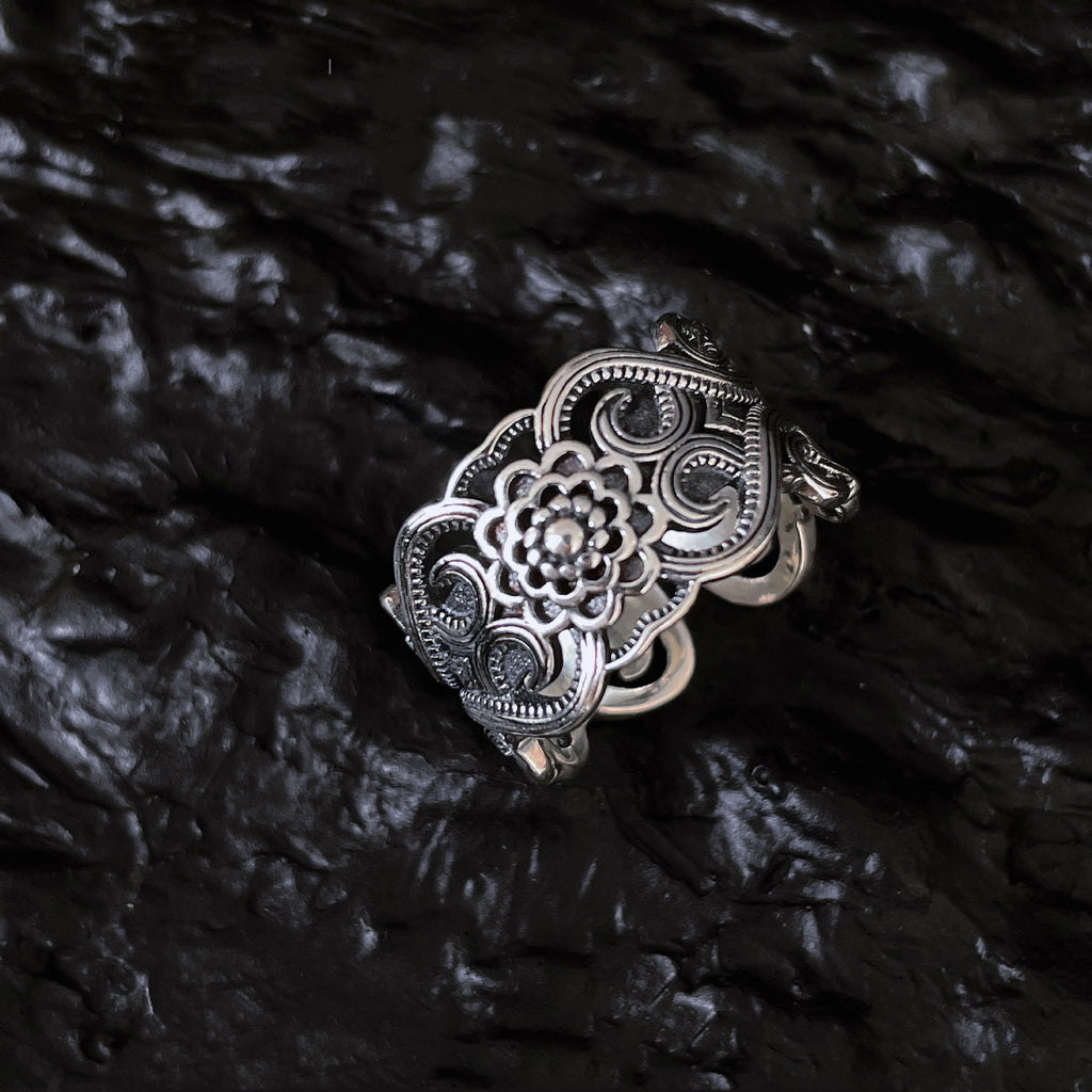 Vintage Silver Flower Ring