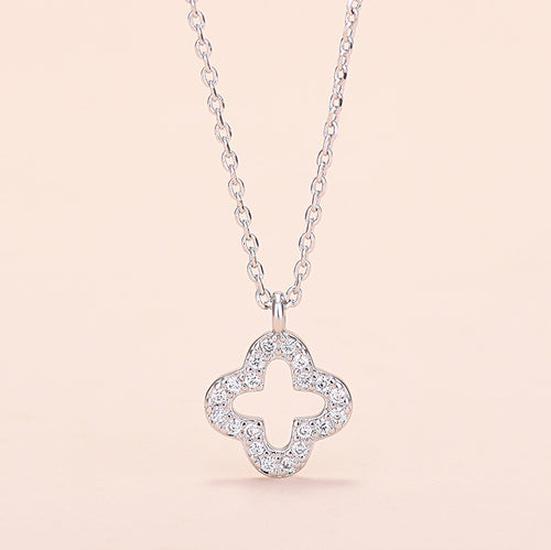 Clover Necklace for Women - Simple Fashion Zircon Pendant