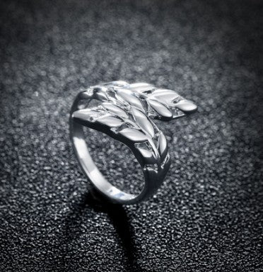 Silver Feather Leaf Ring