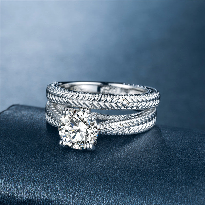 Luxury Zirconia Platinum-Plated Women's Ring Set