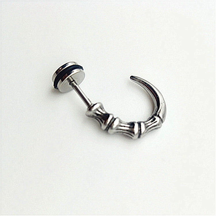 Titanium Steel Eagle Claw Stud Earrings for Trendsetters