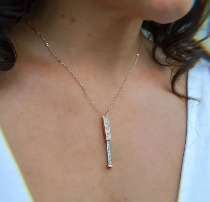 Trendy Zircon Inlaid Pendant