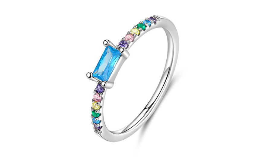 Stylish Minimalist Platinum-Plated Silver Ring
