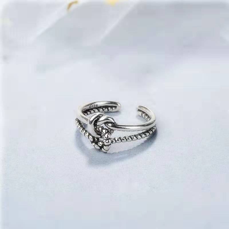 Twisted Lace Ring, Knot Style Vintage Ring