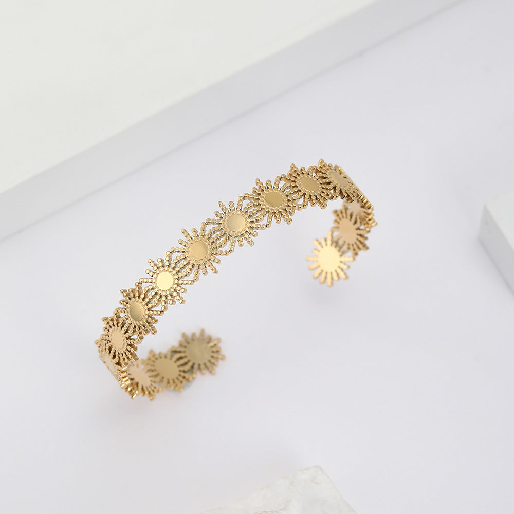 New Ladies C-Shaped Stainless Steel Bracelet