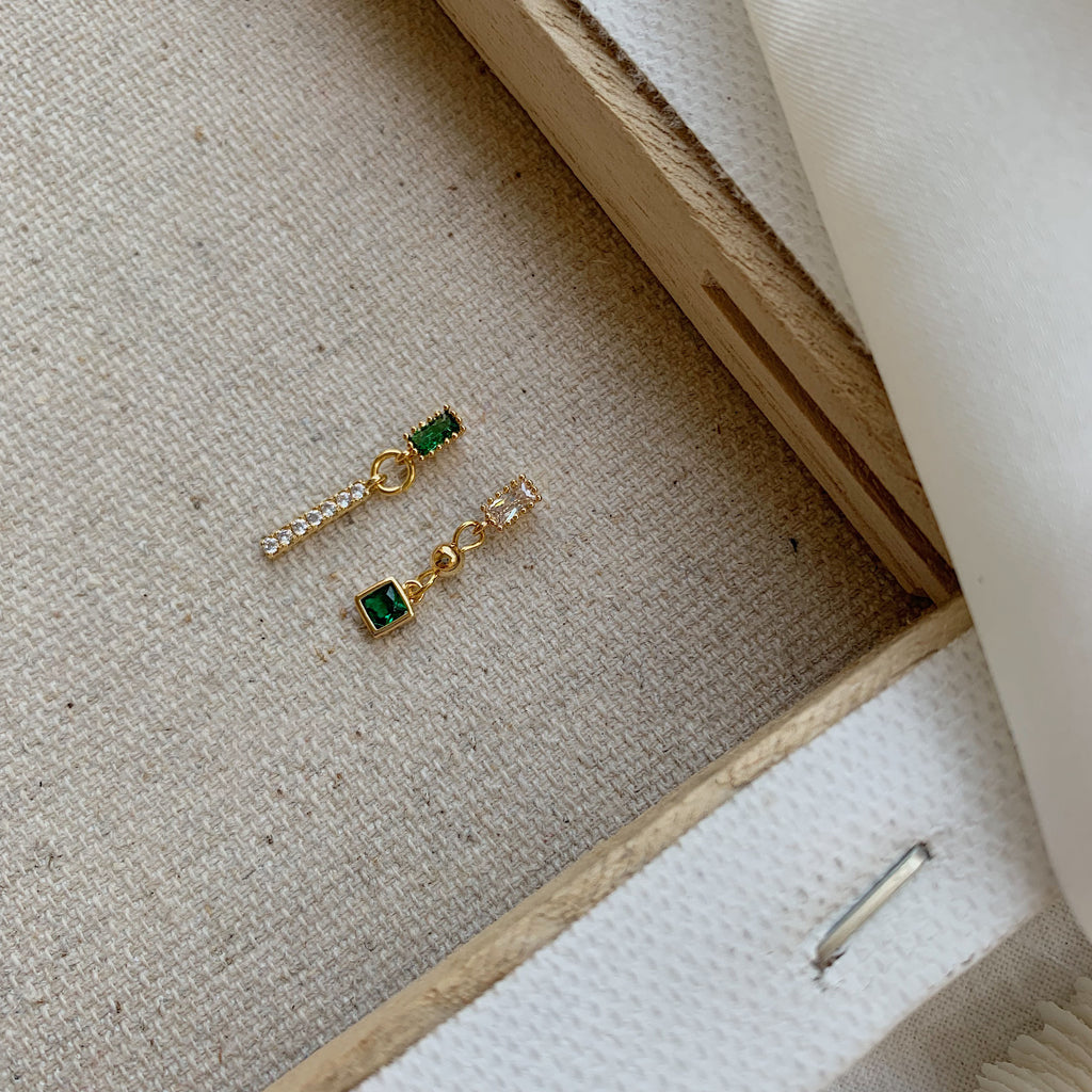 Vintage Asymmetric 14k Gold Zircon Earrings