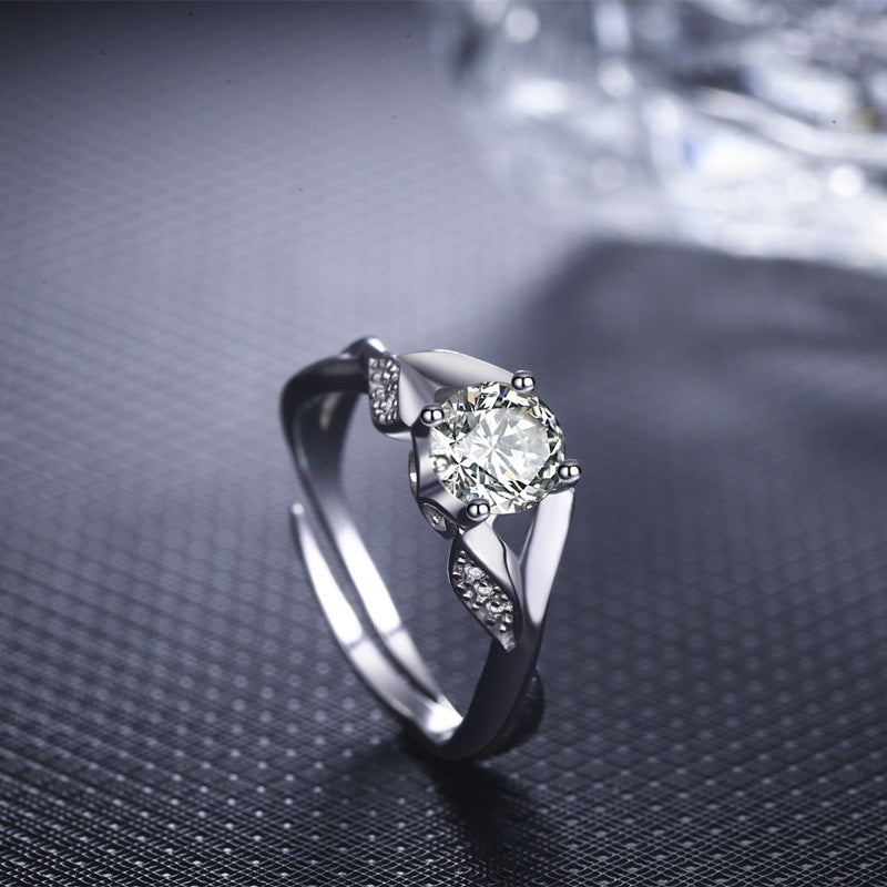 White Gold-Plated Vintage Ring with Zircon Stones