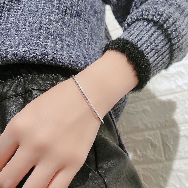 Silver Minimalist Smooth Bangle Jewelry