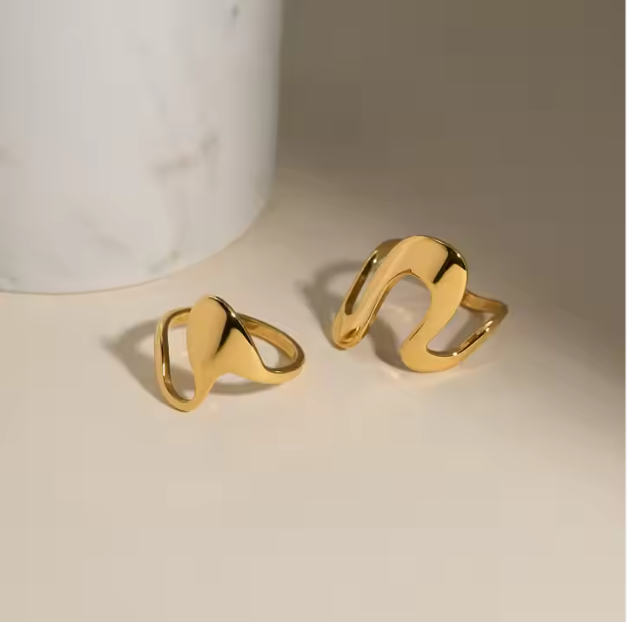Gold-Plated Titanium Curve Ring