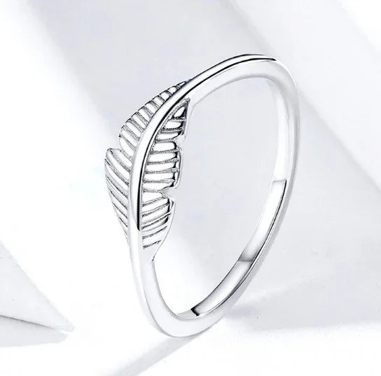 Silver Feather Ring