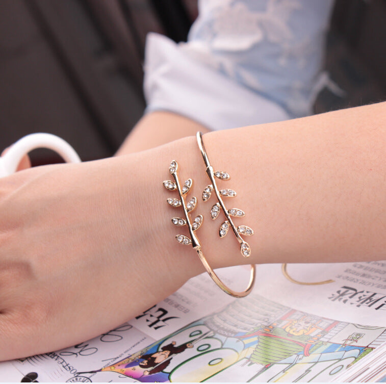 Adjustable Leaf Bangle with Rhinestones Bracelet