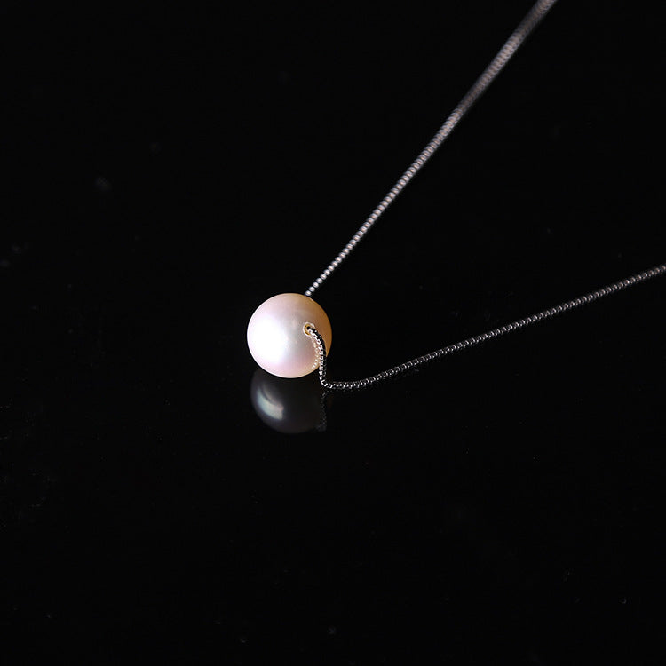 Natural Freshwater Pearl Necklace with S925 Silver Pendant