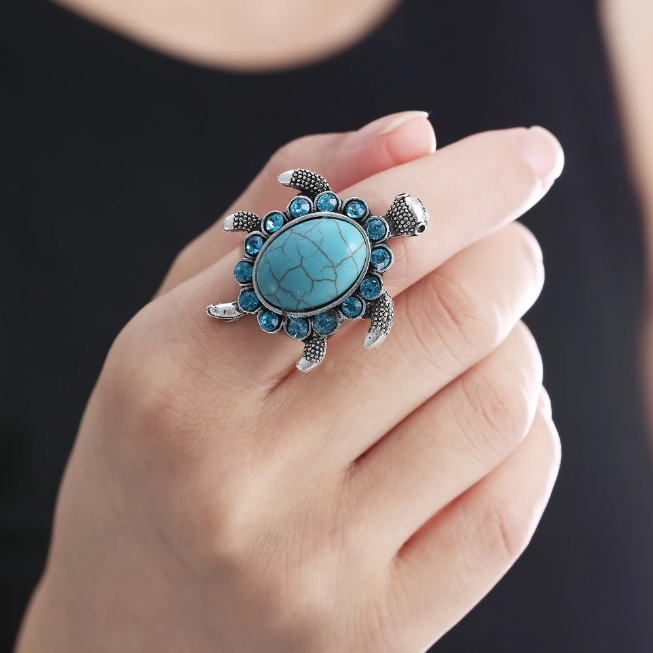 Vintage Turtle Shaped Turquoise Ring