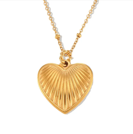 Gold Heart Pendant Necklace