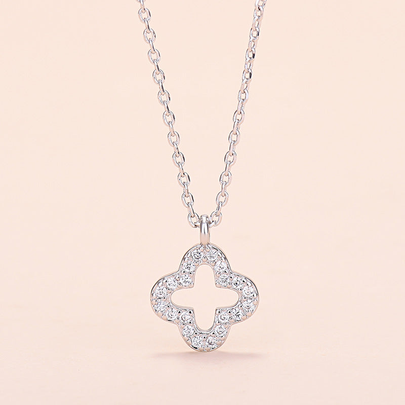 Clover Necklace for Women - Simple Fashion Zircon Pendant