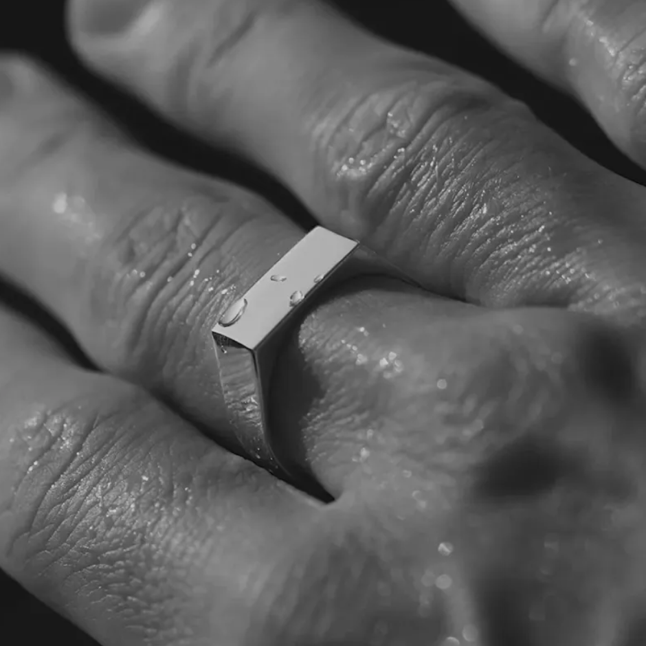 Men's Glossy Stainless Steel Ring