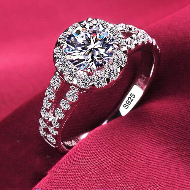 Round Cut Zircon Platinum Ring