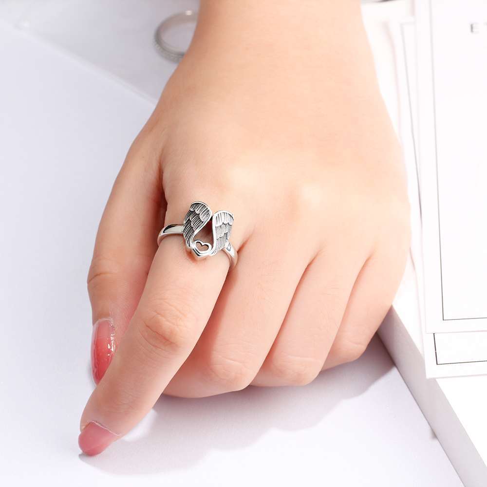 Vintage Angel Wings Ring for Women - Heart Wedding Ring