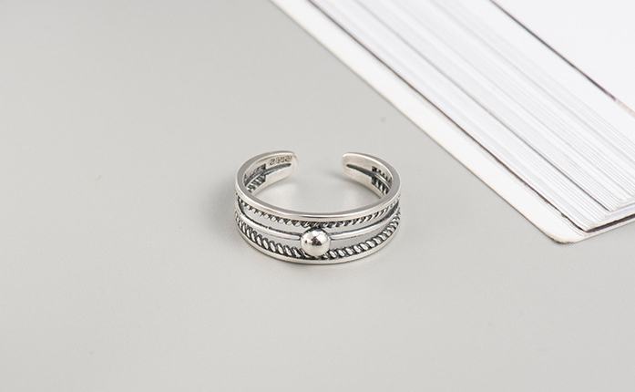 Vintage Korean Twisted Bead Ring