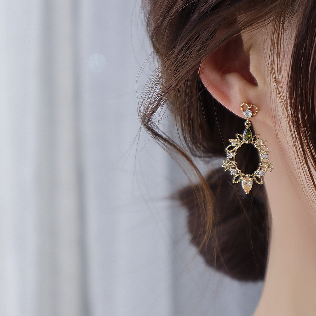Baroque Fairy Vintage 14K Gold Zircon Earrings