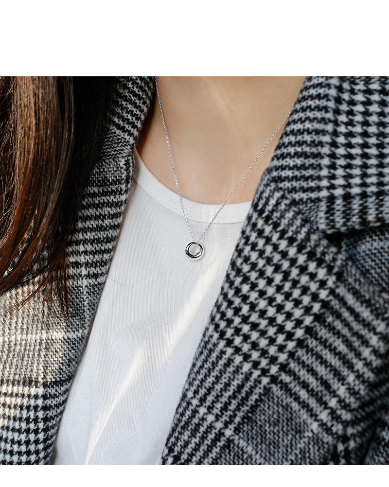 Minimalist Silver Pendant Necklace with Circle Charm