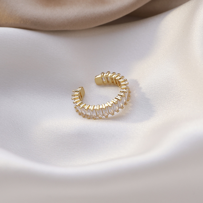 Luminous Square Zircon Ring