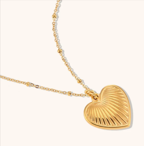 Gold Heart Pendant Necklace