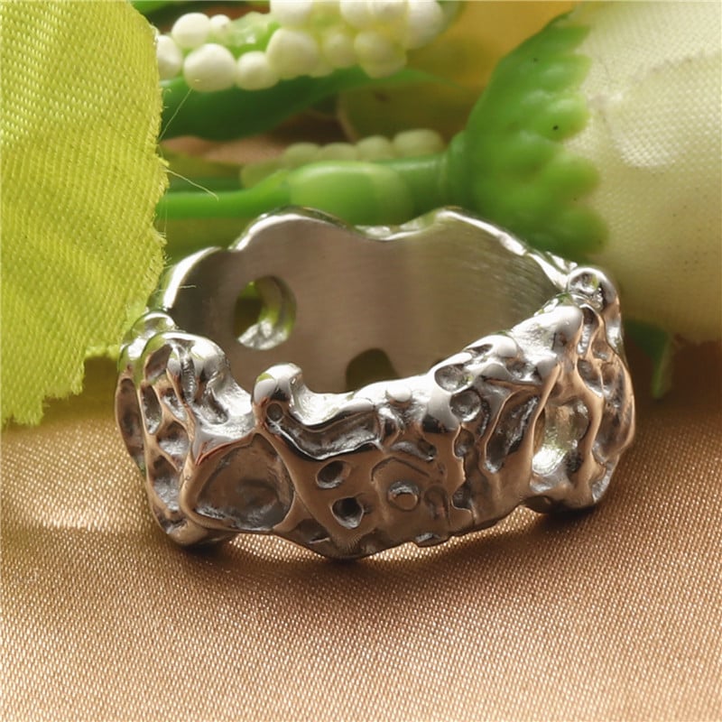 Titanium Steel Tree Figure Vintage Ring (European/American)