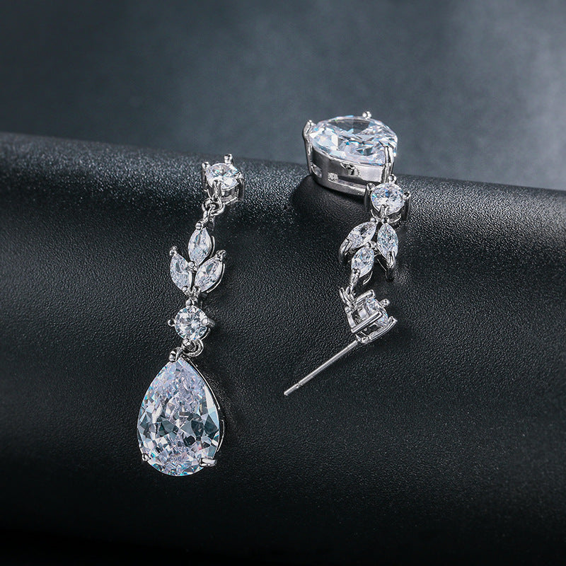 Fashionable Crystal Drop Zircon Earrings in Platinum