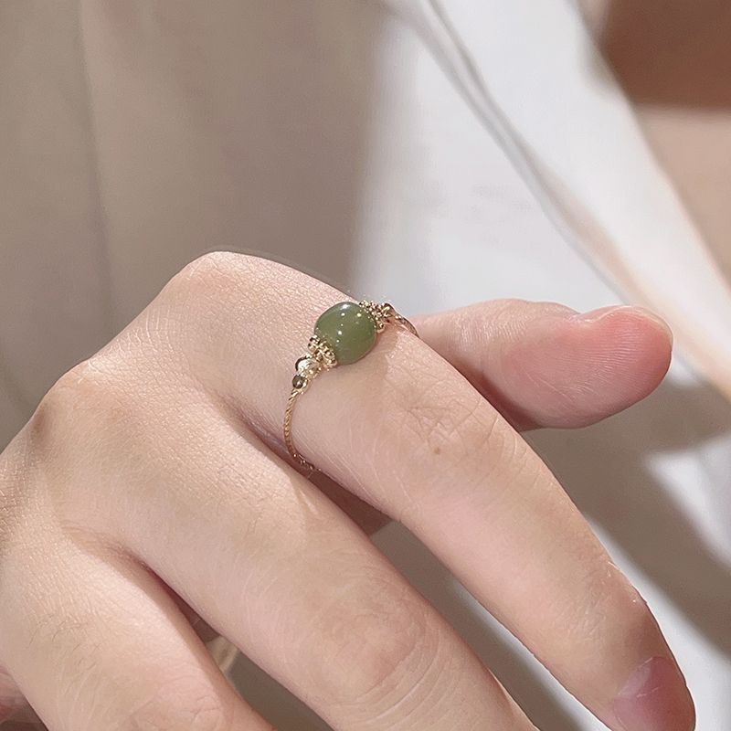 Light Luxury Vintage Ring with Special Interest Design