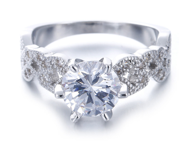 Platinum-Plated Fashion Zircon Ring
